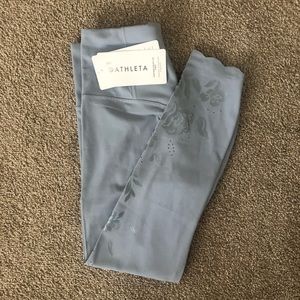 Athleta Elevation Eyelet 7/8 Tight | Small | NWT